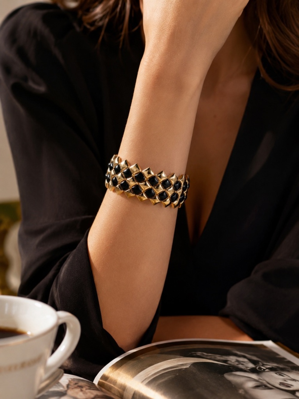 Vintage Napier Black Enamel Gold Tone Stretch Bracelet Geometric 80s